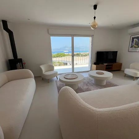 - A Casa Di U Mare Βίλα *
